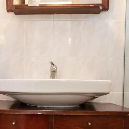 In Guest - Girogiali Guest house *